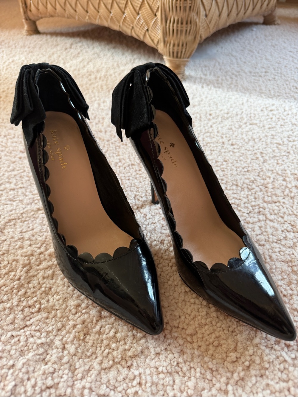 kate spade Black Patent Scallop Pointed-Toe Stiletto Heels with Back Bow - Picture 2 of 14